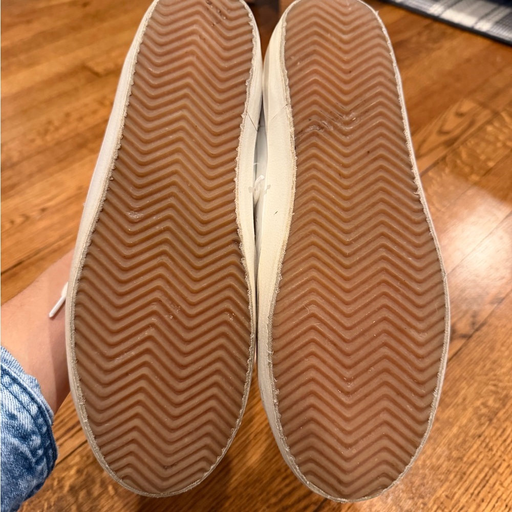 Golden Goose Superstar Low Top Sneaker - Picture 4 of 9